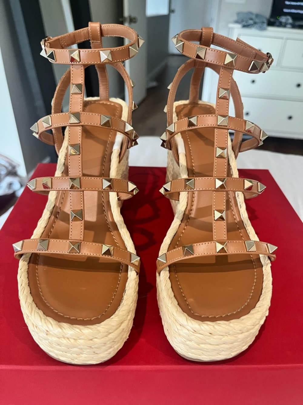 Valentino Garavani Rockstud Tan Strappy Espadrille Sandals - Women